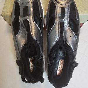 Donald J Pliner Sportiques slip on sports sneakers 9.5